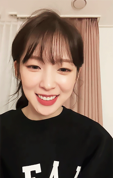 브이앱 하는 오마이걸 아린.gif | 인스티즈