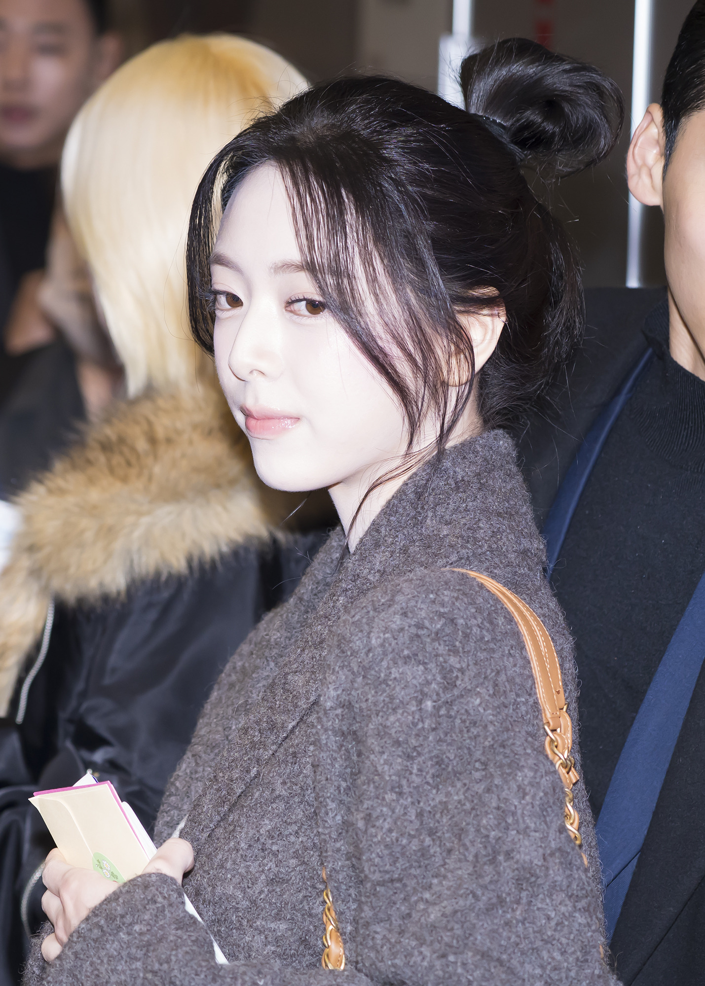 (스압)여자여자한 ITZY 유나.jpgif | 인스티즈