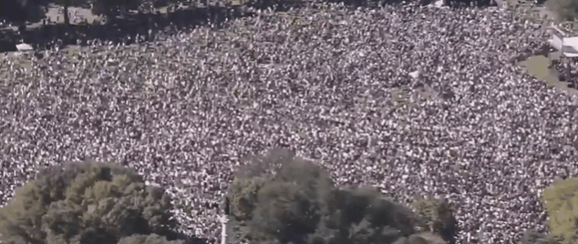 오늘자 역대급 규모의 반 트럼프 시위.gif | 인스티즈