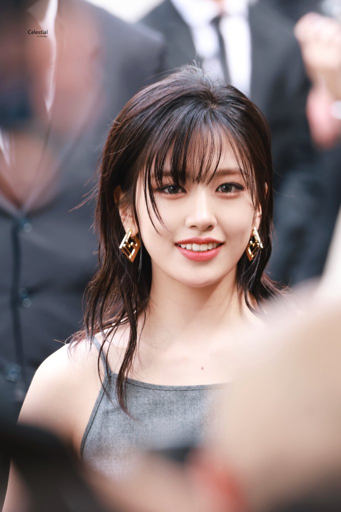 빛이나는 안유진.jpg | 인스티즈