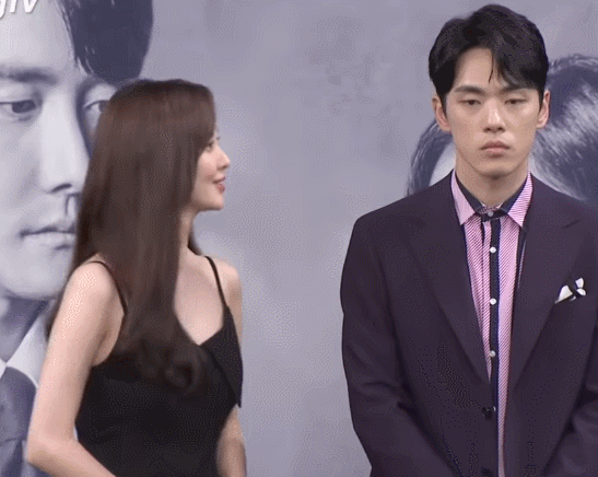 이쯤에서 다시 보는 김딱딱의 탈압박 능력 .gif | 인스티즈