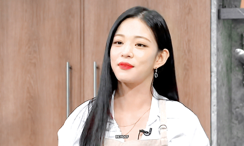 (스압)얼굴도 몸매도 이쁜 프로미스나인 이채영.jpgif | 인스티즈