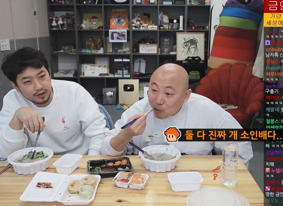 e9bd4b504e5f9d12bcc7e3069ff40a0be19ae7e5