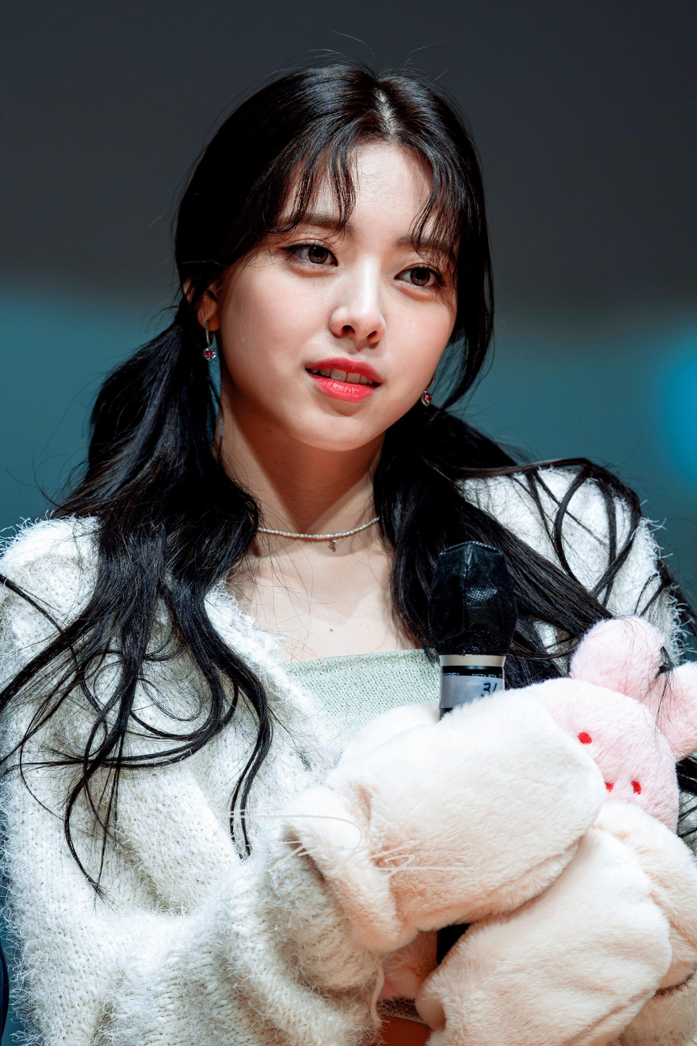 (스압)여자여자한 ITZY 유나.jpgif | 인스티즈