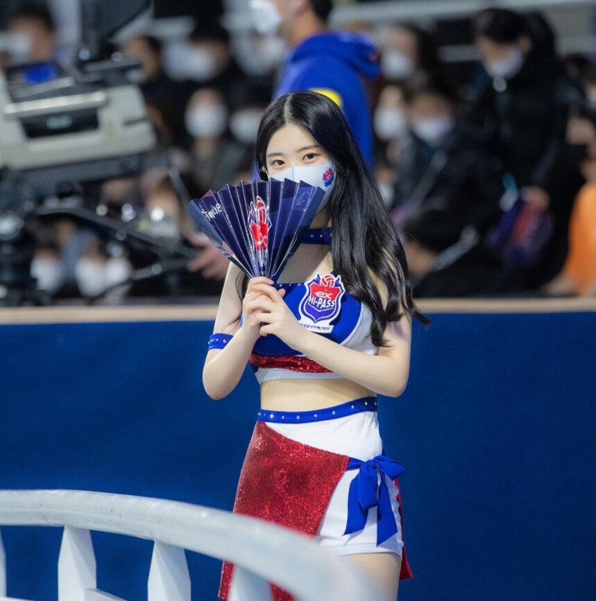 03년생 20살 치어리더.jpgif | 인스티즈