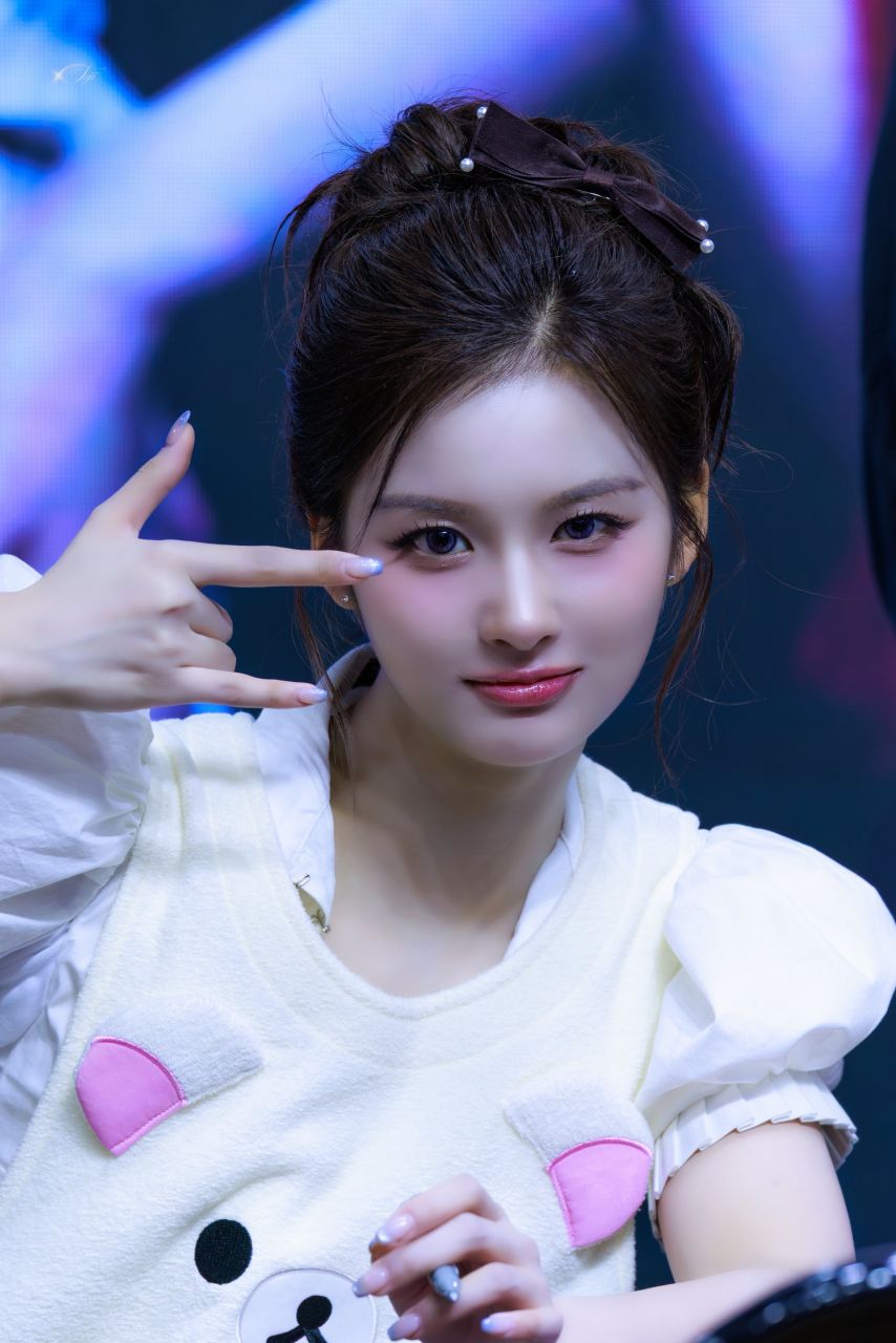 얼굴이 제법인 엔믹스 설윤 근황.jpg | 인스티즈