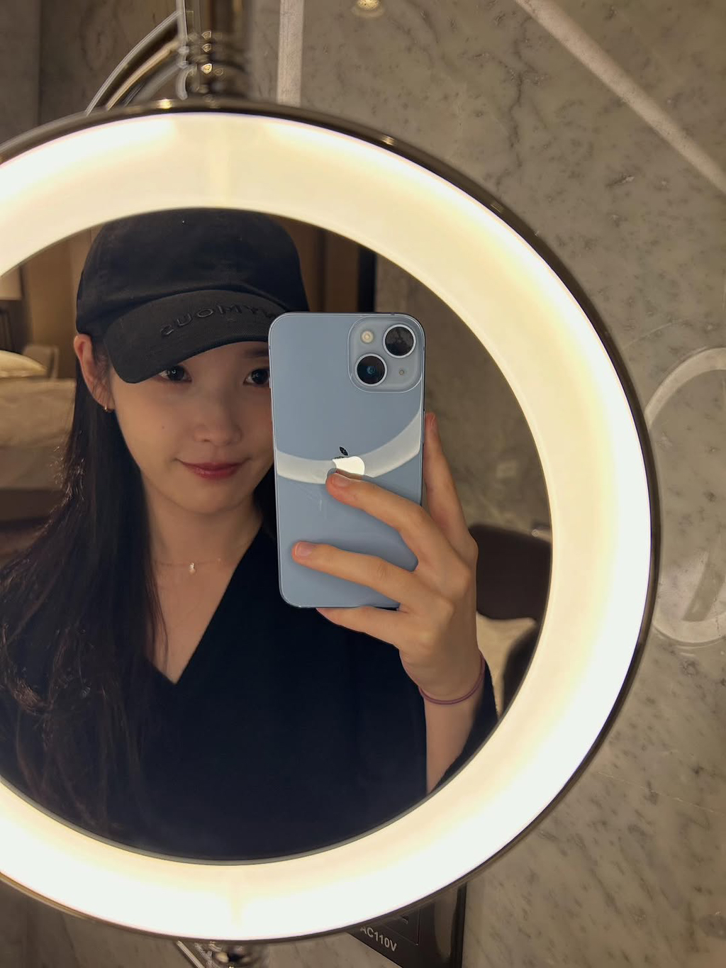 2026년 아이유 첫 인스타그램 | 인스티즈