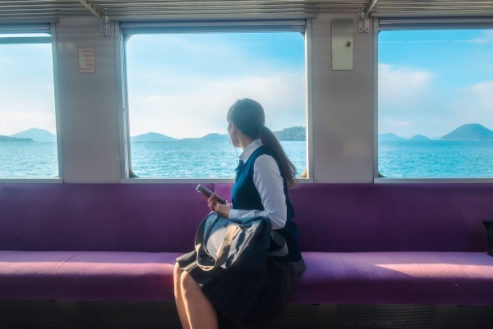 애니메이션 배경풍 사진 찍는 일본 여고생들 | 인스티즈