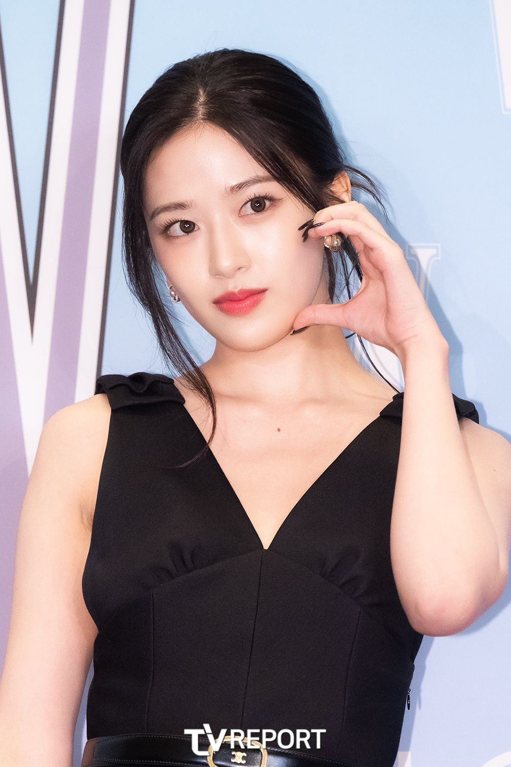 오늘자 W코리아 자선행사 아이브 레이 안유진 장원영 기사사진 | 인스티즈