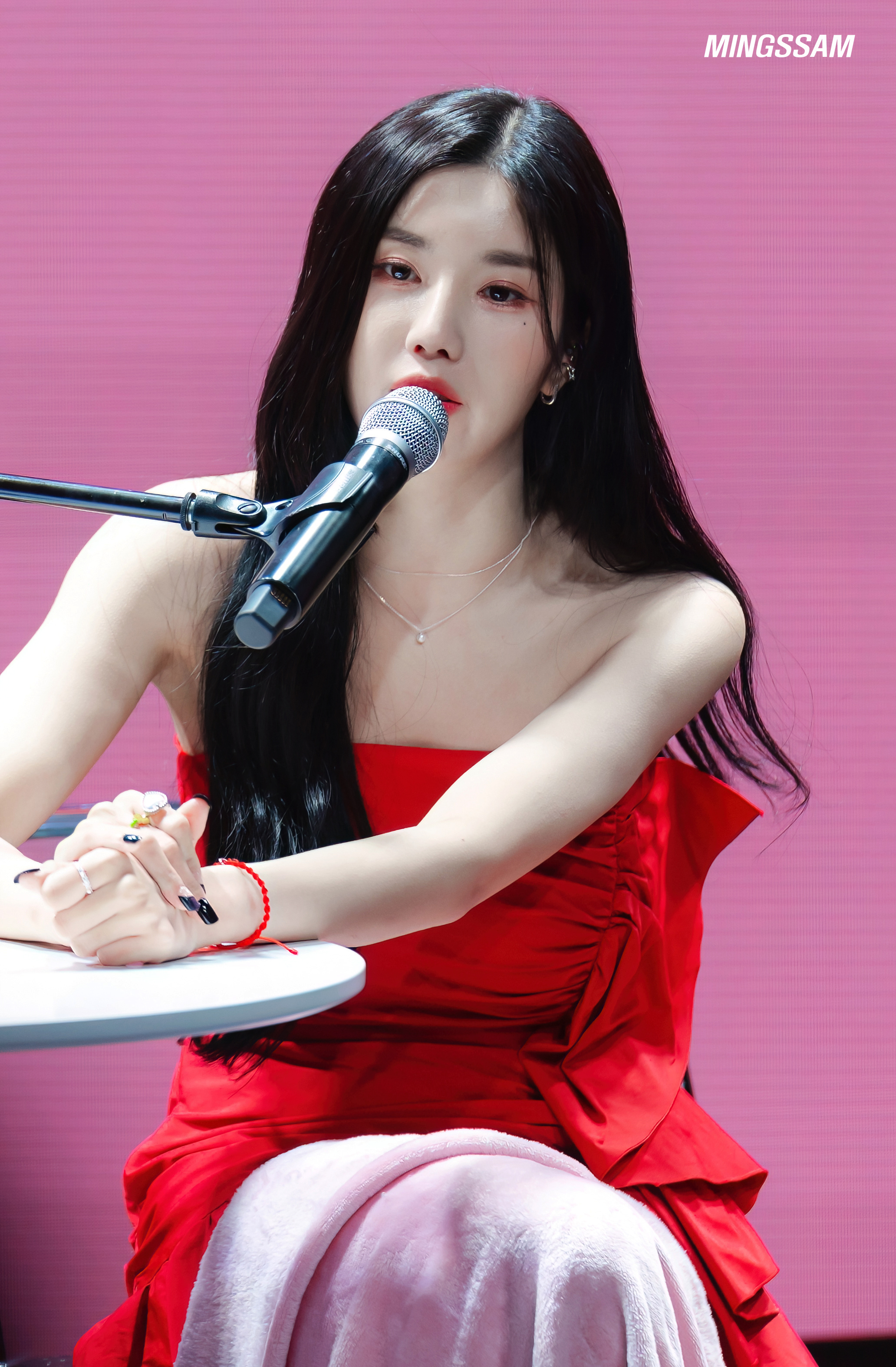(스압)더 예뻐진 최근 권은비.jpgif | 인스티즈