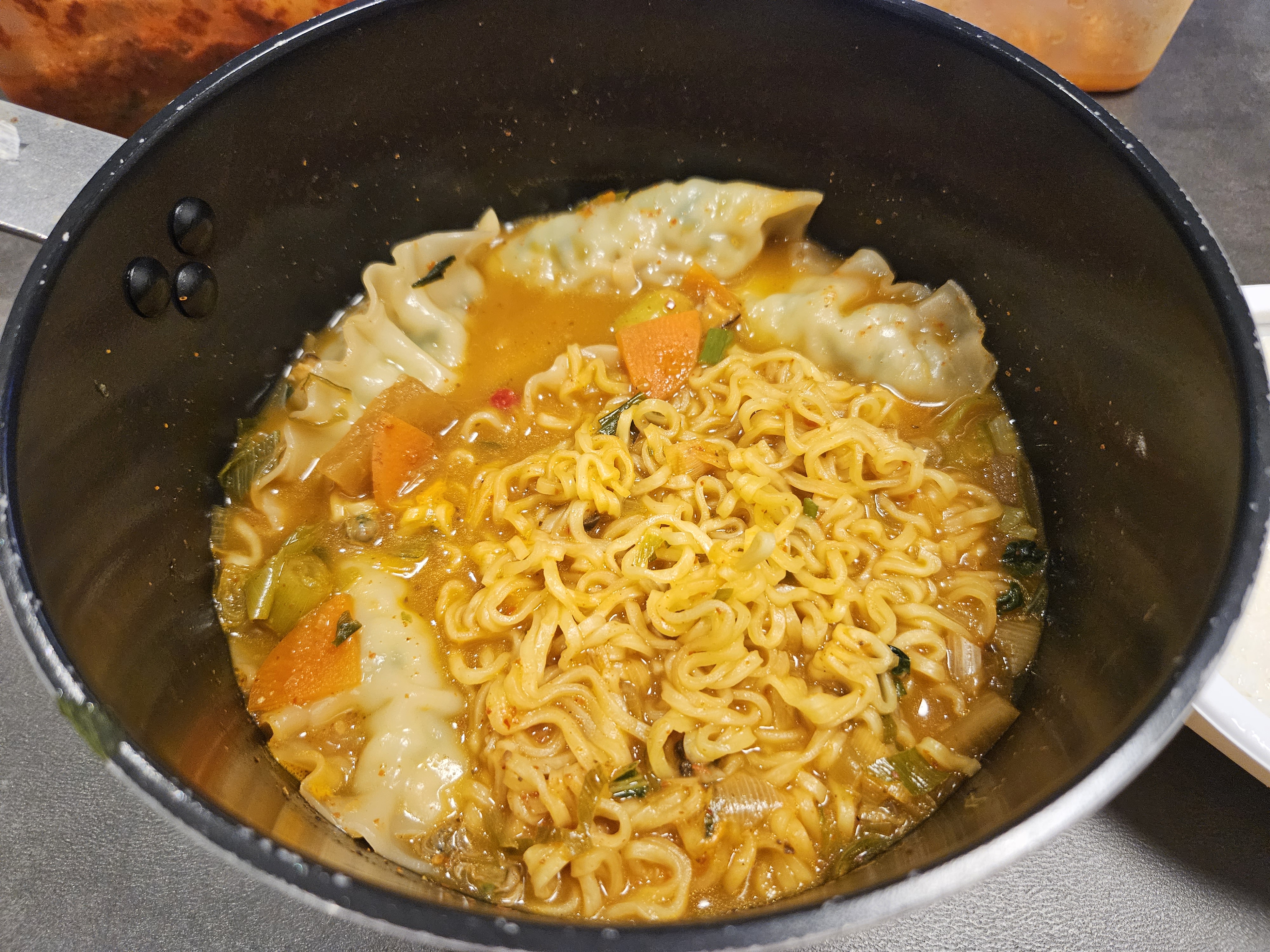 혼자사는 직장인 현실적인 밥상 수준 | 인스티즈