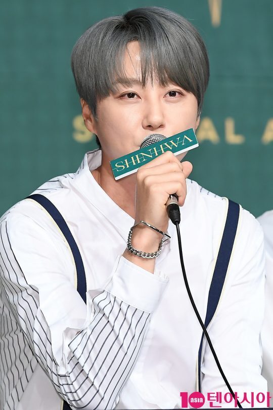 신혜성만 사고쳤나..사고뭉치 신화, 24년 몰락의 역사 | 인스티즈