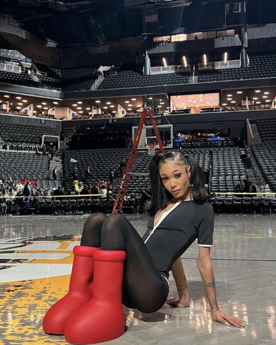 요즘 해외에서 핫하다는 신발 | 인스티즈