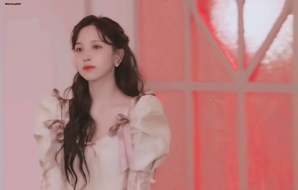 연한 무대의상입고 짱예로운 트와이스.gif | 인스티즈