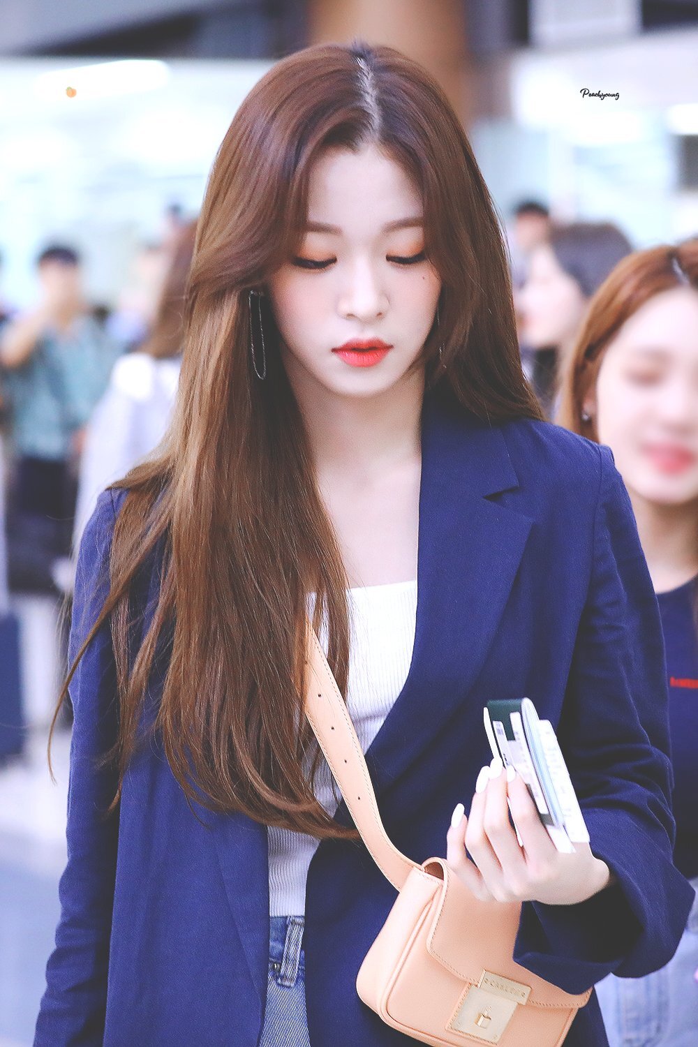 (스압)얼굴도 몸매도 이쁜 프로미스나인 이채영.jpgif | 인스티즈