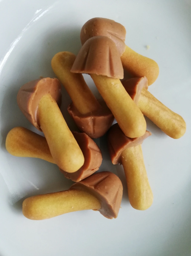 러시아에서 판다는 초코송이 카라멜맛..JPG | 인스티즈