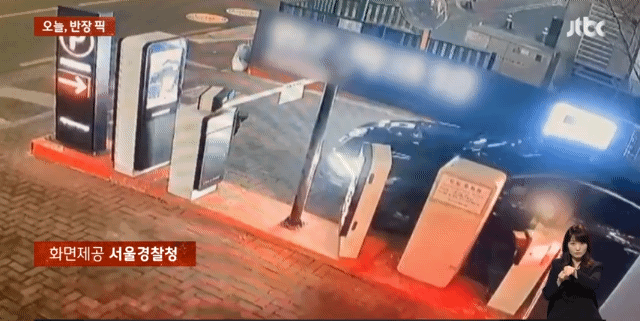 주차장 입구 길막하고 잠들어버린 만취 음주운전 | 인스티즈