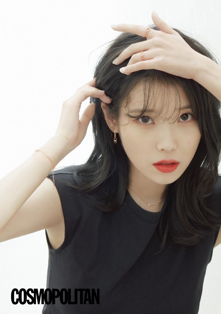 오늘자 아이유 | 인스티즈