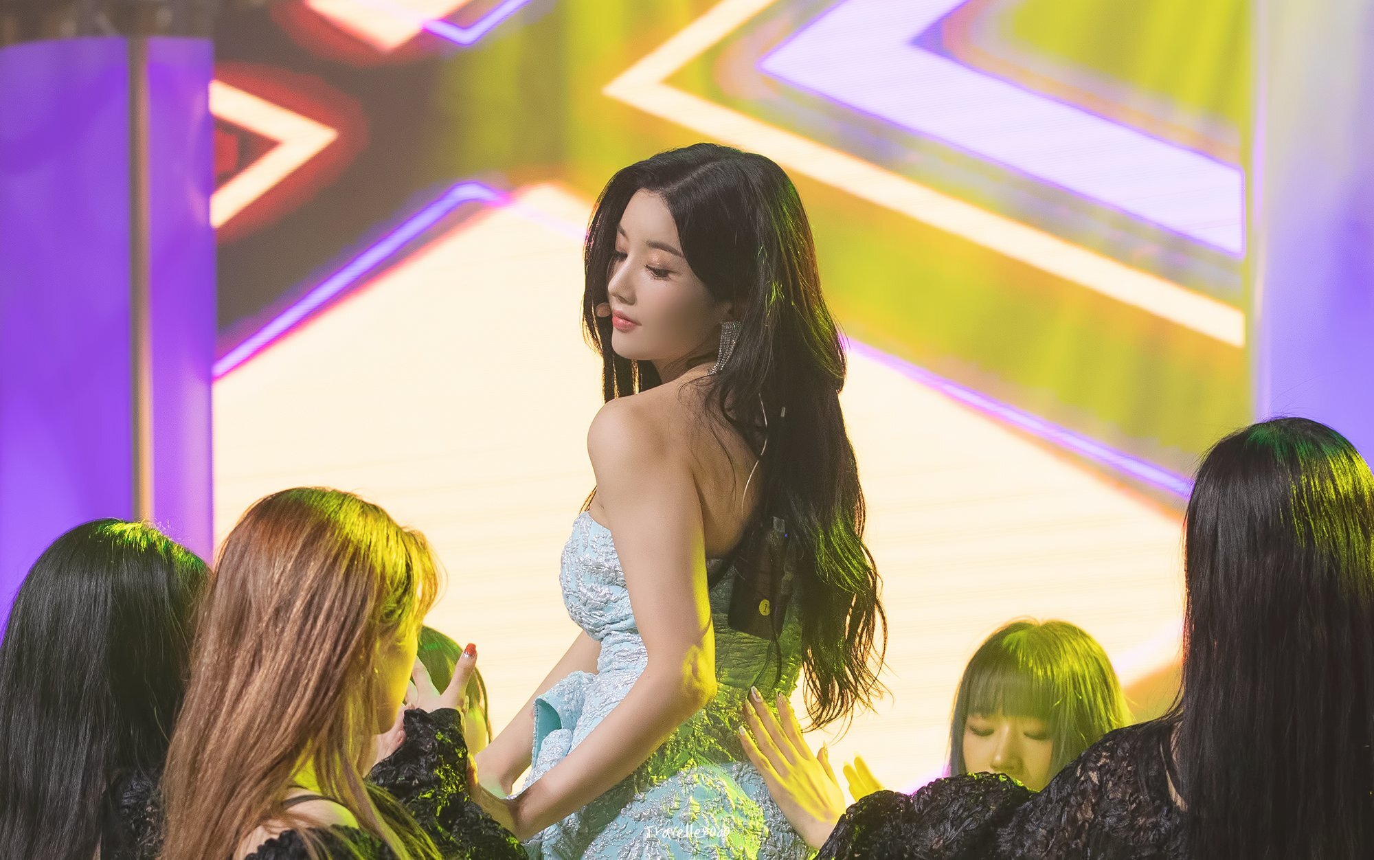 (스압)더 예뻐진 최근 권은비.jpgif | 인스티즈