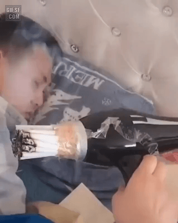 강제 금연 머신.gif | 인스티즈