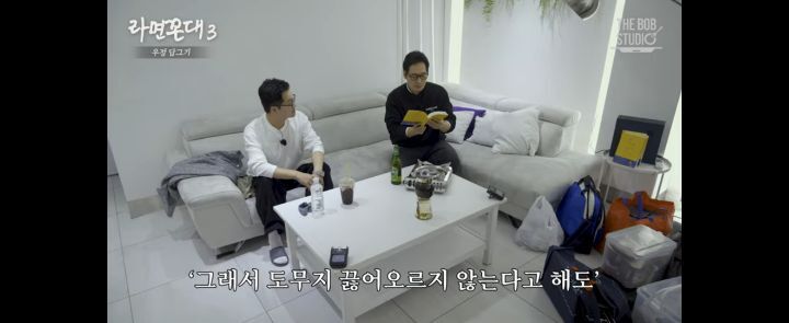 책쓴 저자가 자기책을 보지 못하는 이유 | 인스티즈