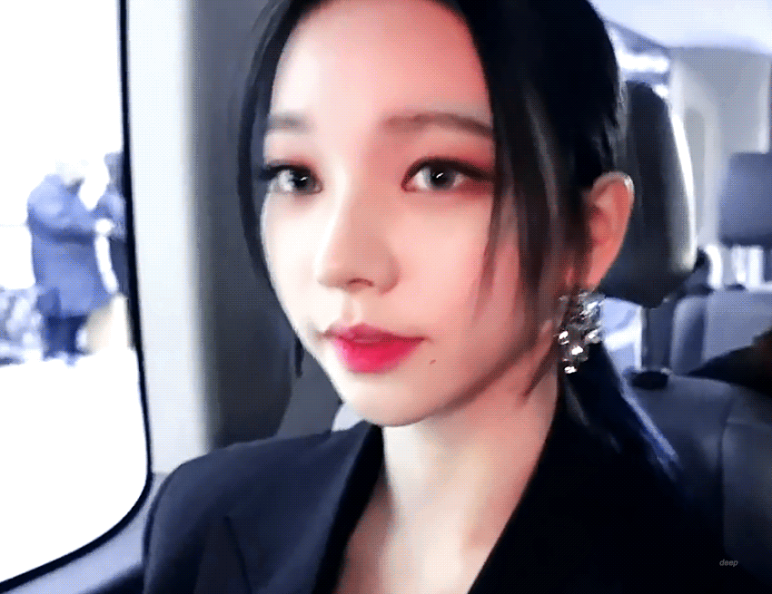 뉴욕에 간 카리나에겐 감동이 있다.gif | 인스티즈