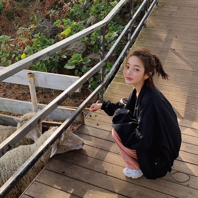 사진 잘찍기로 나름 유명한 인스타스타 hwa.min | 인스티즈