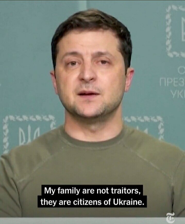 도망쳤다는 소문에 직접 답하는 우크라이나 대통령.jpg | 인스티즈