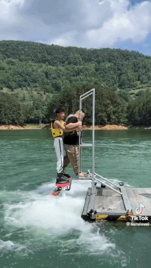 살찐 사람은 물고문 당하는 레저기구ㅜㅜ.gif | 인스티즈