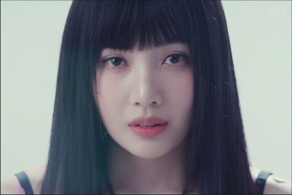 은근히 미감이 좋은 레드벨벳 Cosmic 뮤비 | 인스티즈