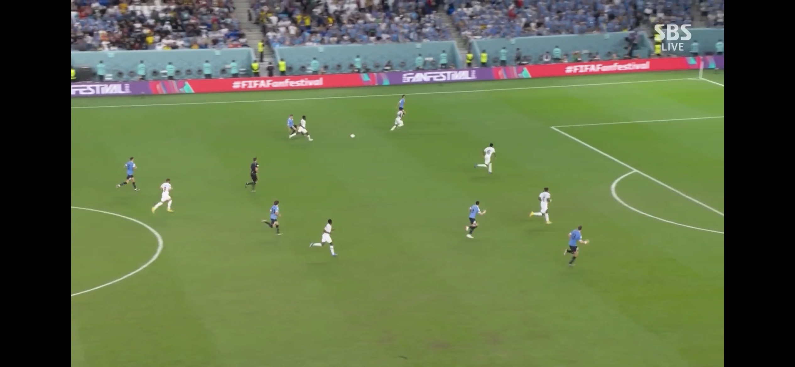 한국 끝나고 우루과이 가나 돌렸을때 살 떨렸던 장면 | 인스티즈