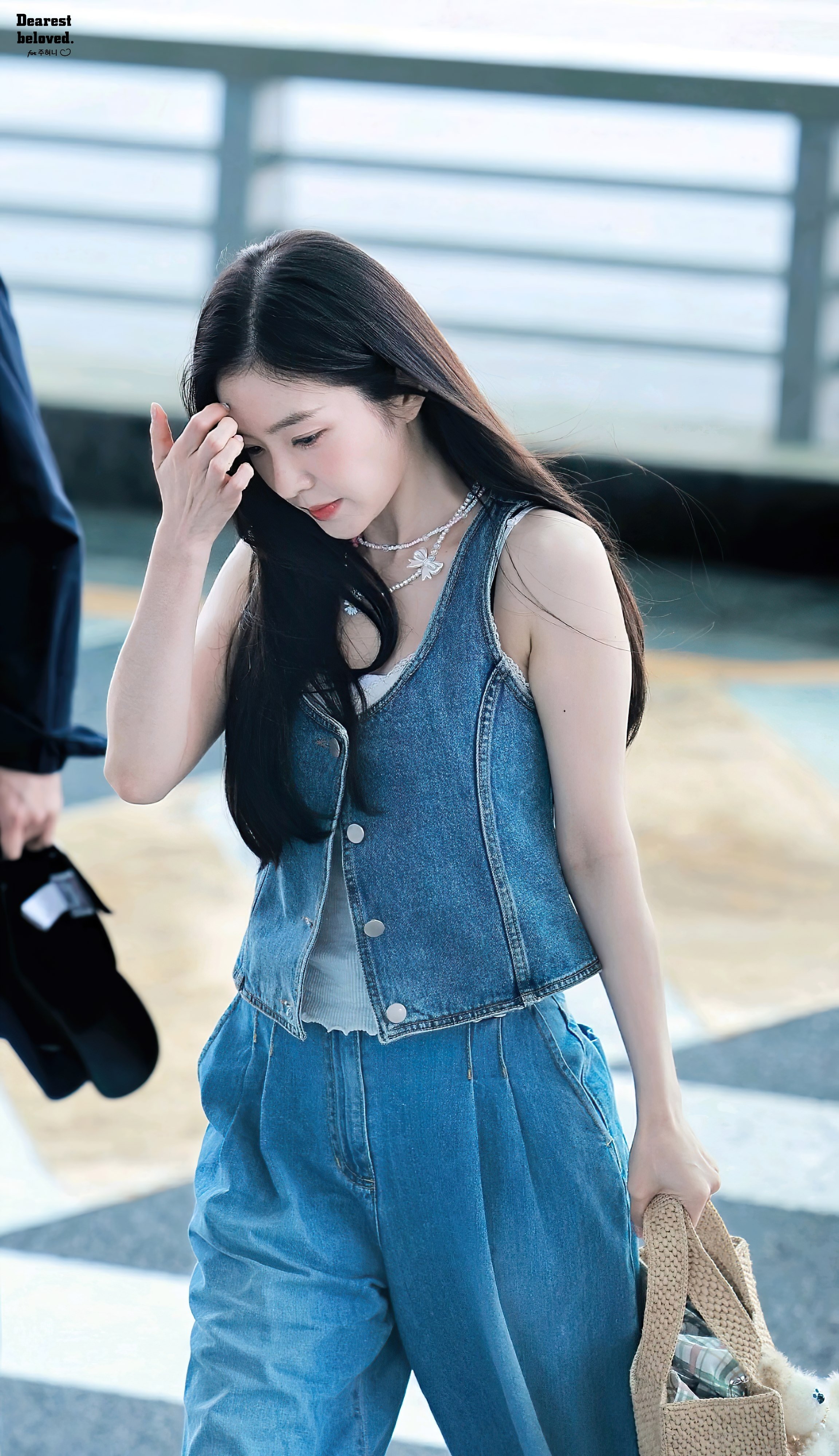 최근 공항 출국하는 아이린.jpgif | 인스티즈