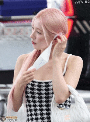 하다하다 이제는 쇄골 모양으로 여돌까는 네이트판 | 인스티즈