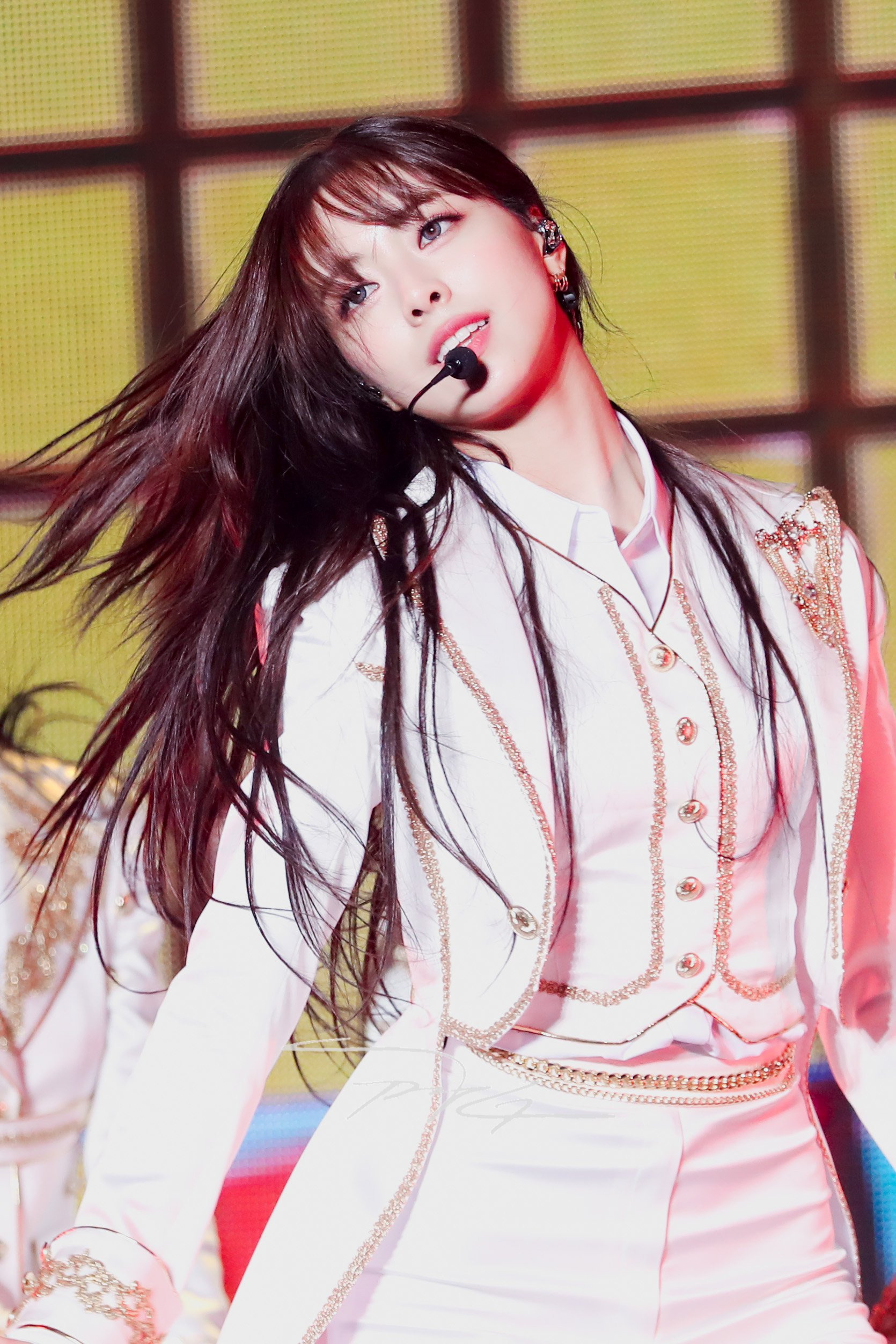 (스압)여자여자한 ITZY 유나.jpgif | 인스티즈