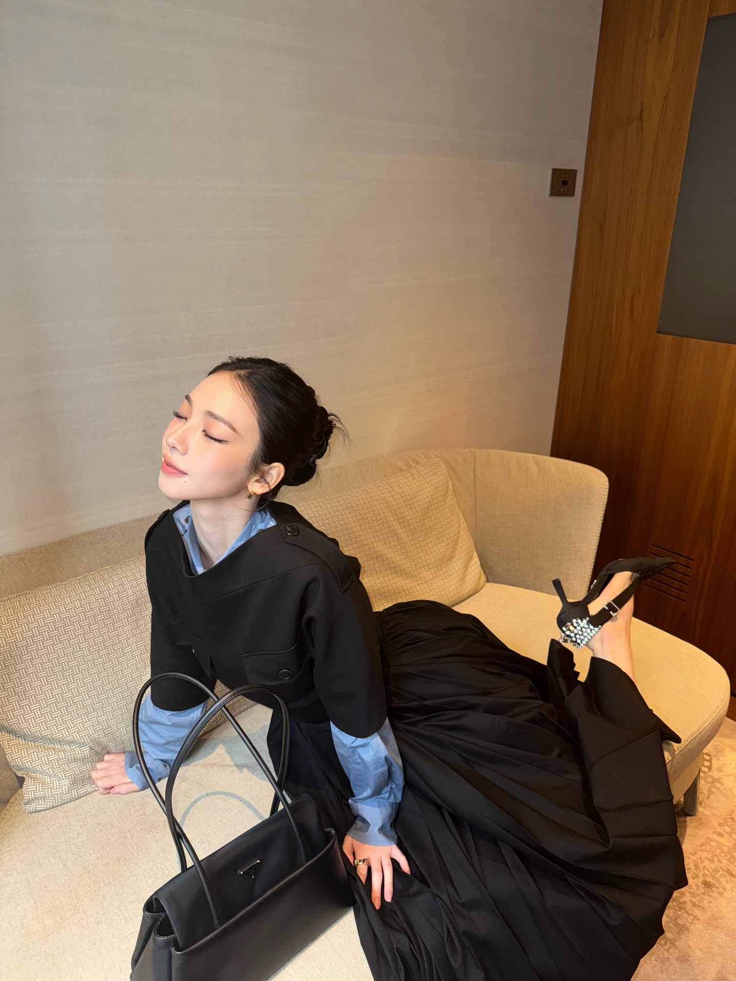 올빽머리 프라다 풀착장한 카리나 인스타 .jpg | 인스티즈