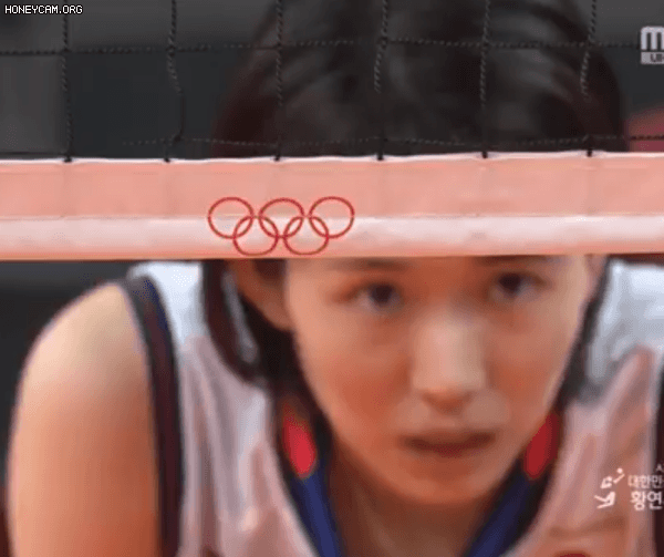 탈락하고 퇴장하는 일본팀 코가 사리나...gif | 인스티즈