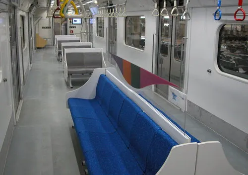 출퇴근시간 은근히 호불호 갈리는 7호선 열차 | 인스티즈