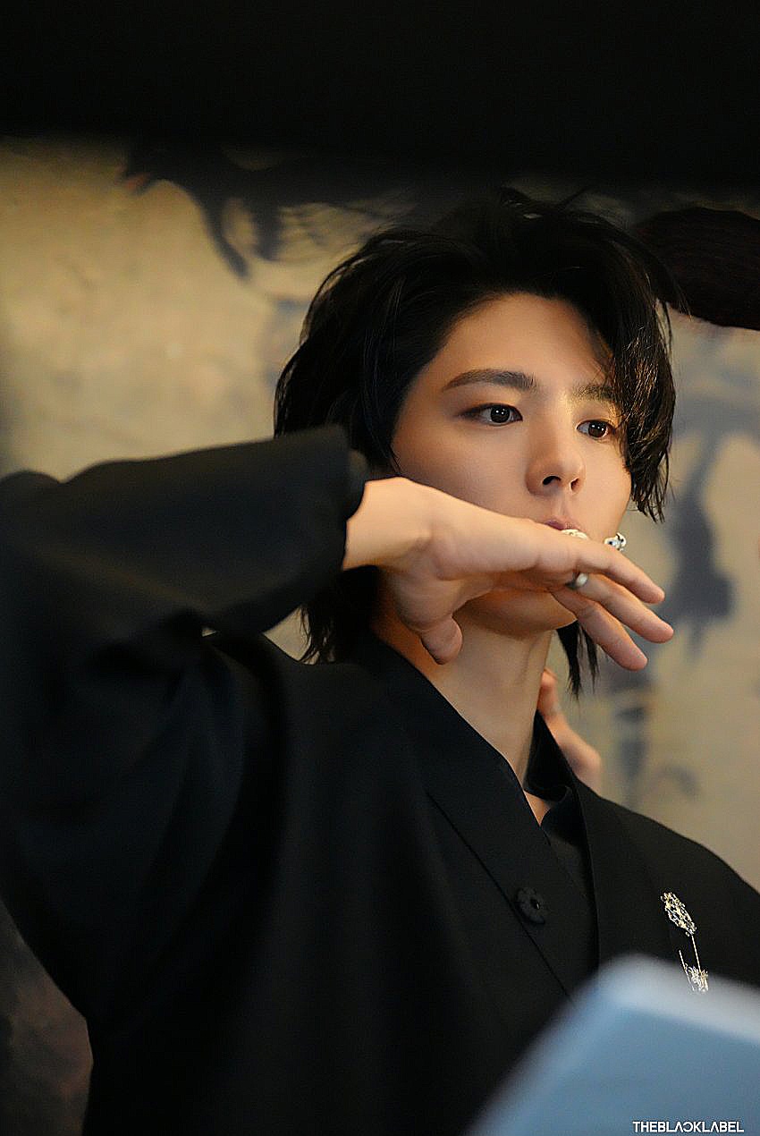 박보검 한복화보 b컷수준 | 인스티즈