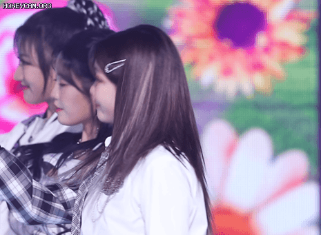 츠키의 열정에는 감동이 있다.gif | 인스티즈