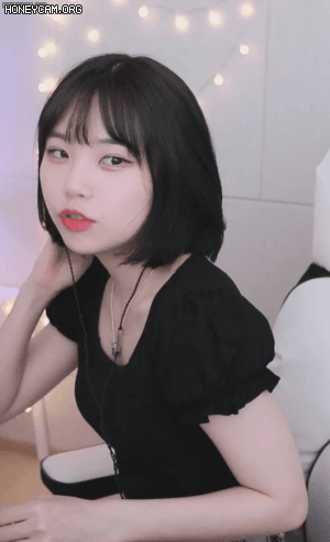 "어휴 저런애를 누가 좋아해 ㅋㅋ"하면서 좋아하는 사람들 많을 것 같은 스트리머 우정잉 | 인스티즈