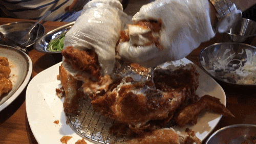 은근히 좋아하는 사람들이 많은 치킨 | 인스티즈