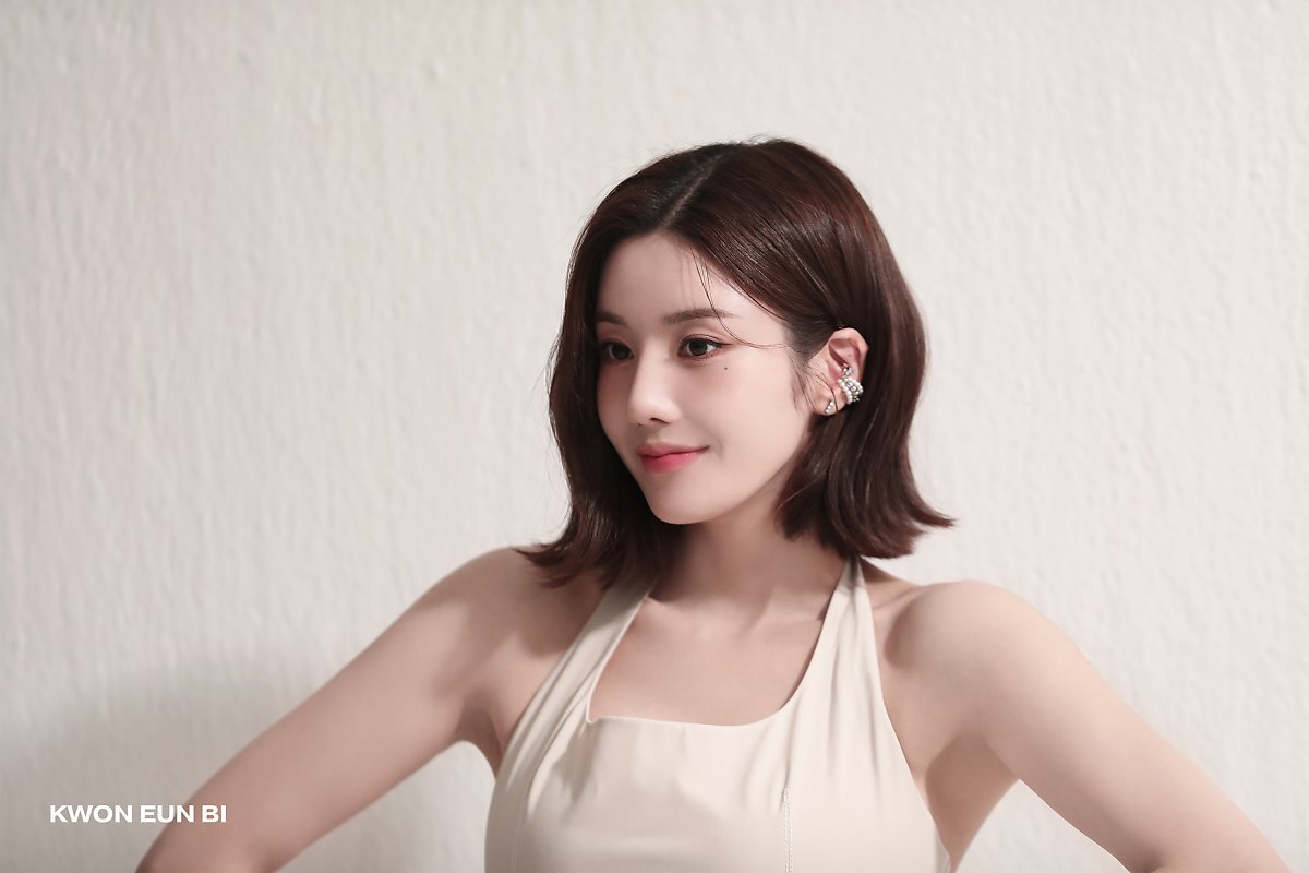 (스압)더 예뻐진 최근 권은비.jpgif | 인스티즈