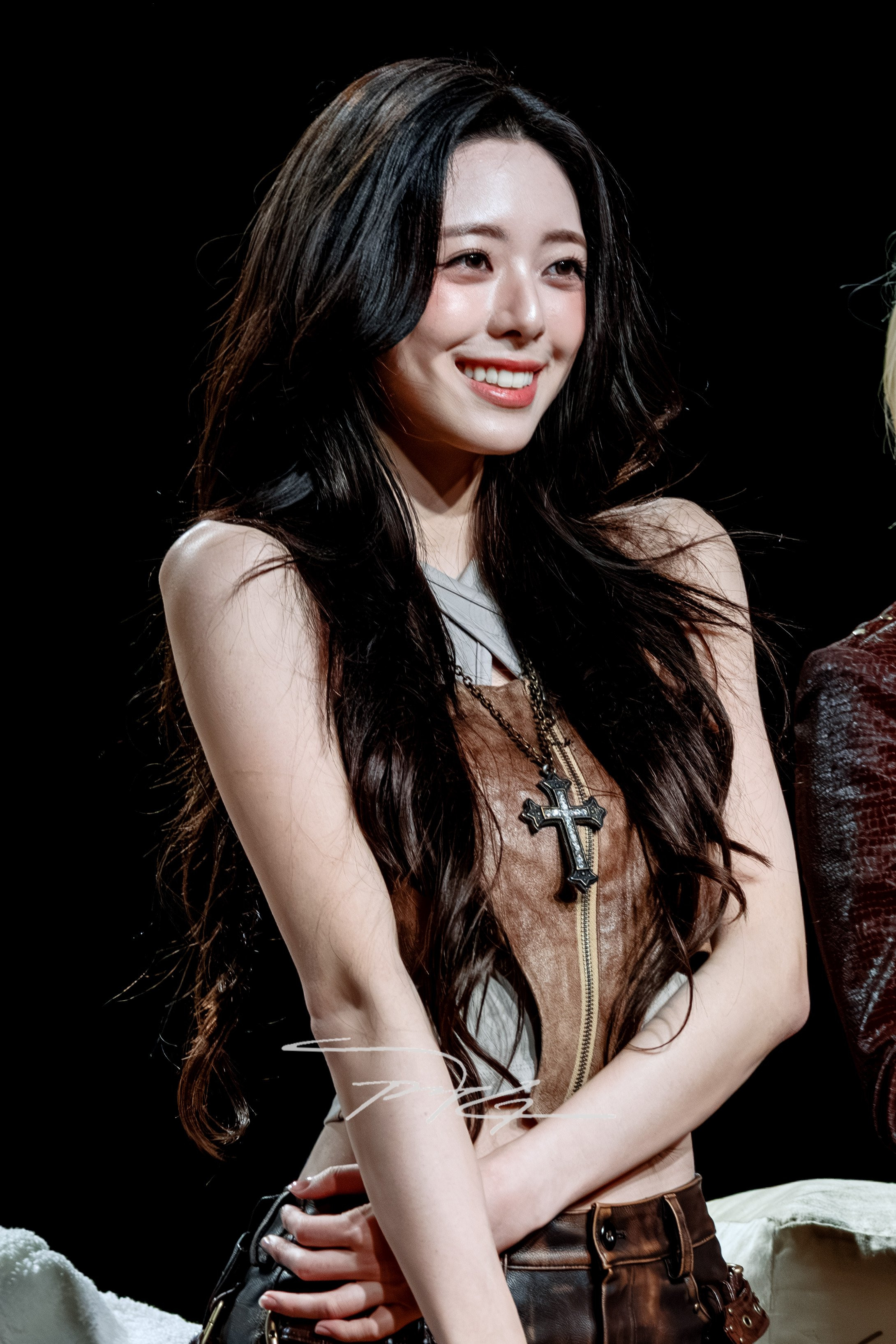 (스압)여자여자한 ITZY 유나.jpgif | 인스티즈