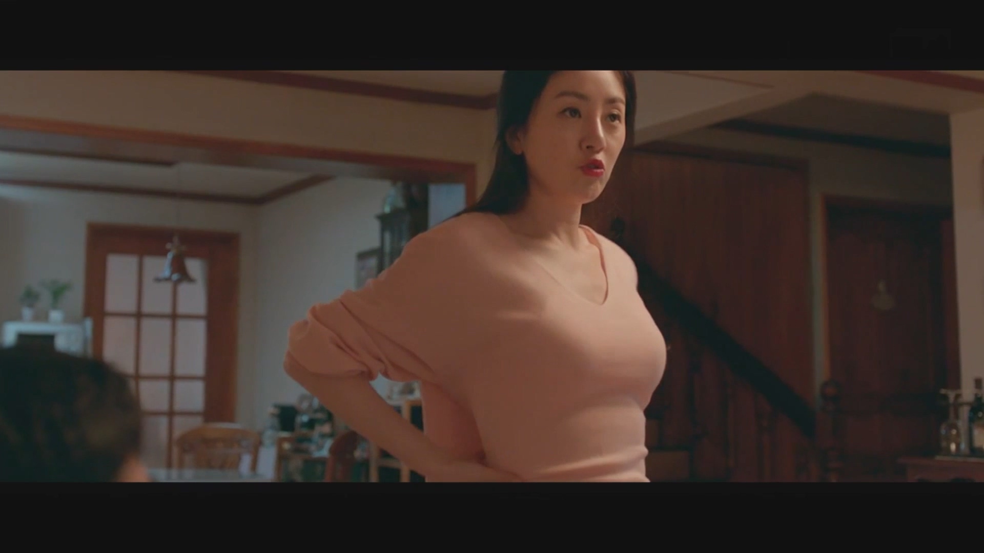 몸매 자랑하는 배우 오나라 | 인스티즈