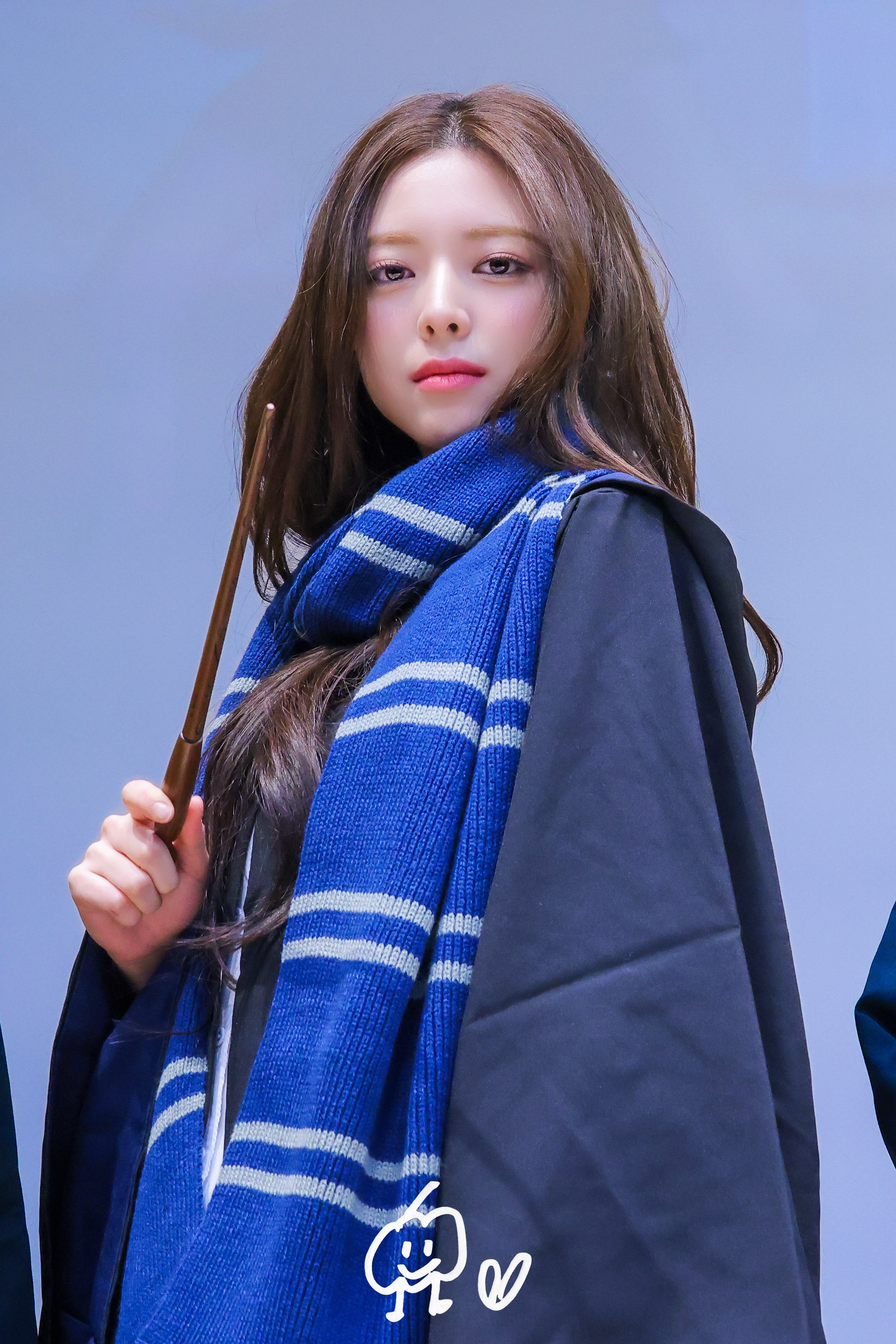 (스압)여자여자한 ITZY 유나.jpgif | 인스티즈