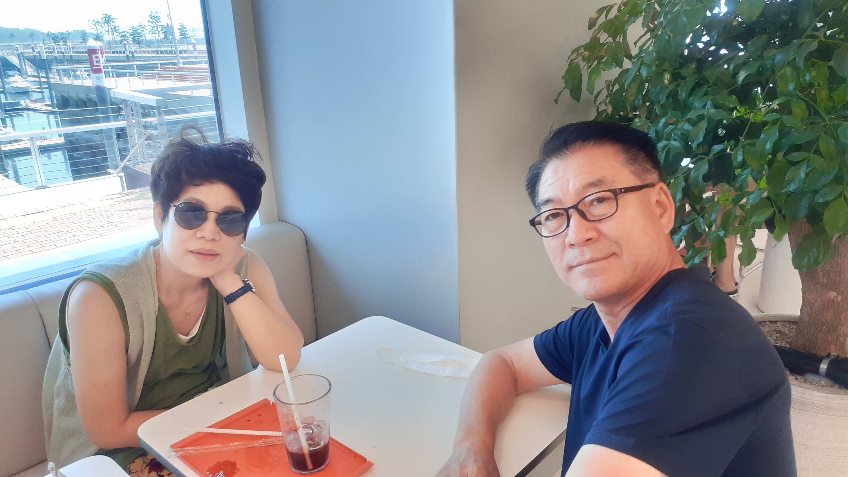 커피산책 이미지