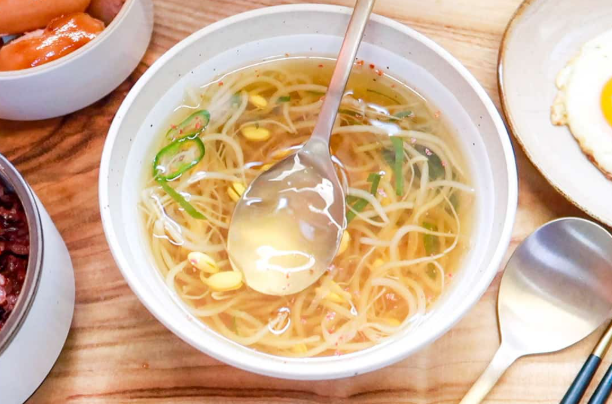 콩나물국