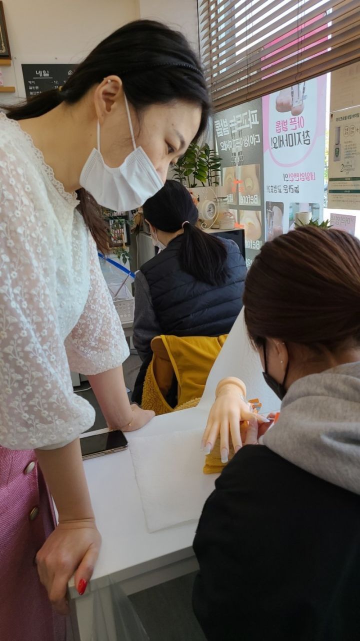 그리고;네일 이미지