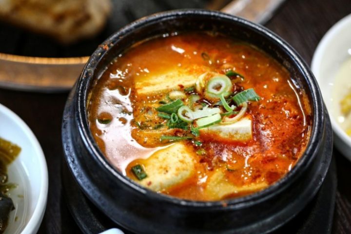 김치순두부(점심메뉴)