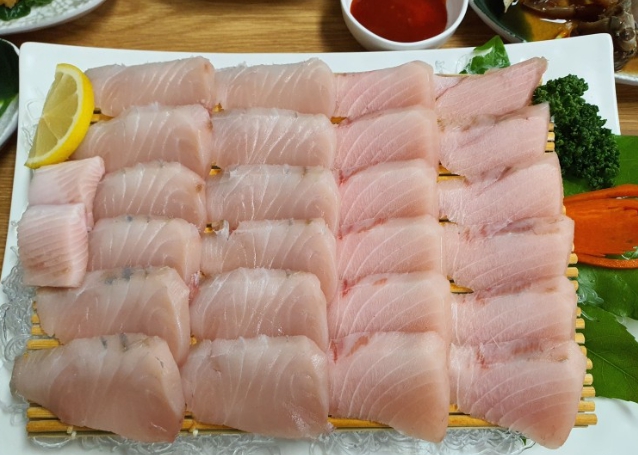 삼치회사랑 이미지